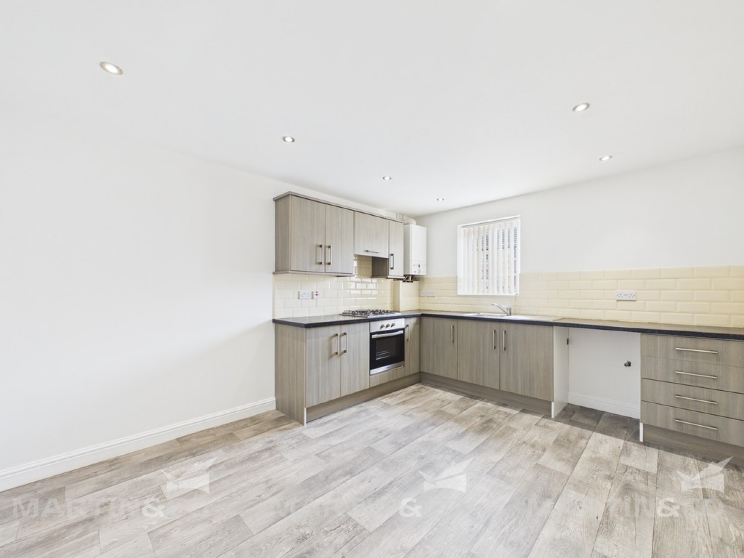 3 bedroom House for Sale Mallard Court, Rossington