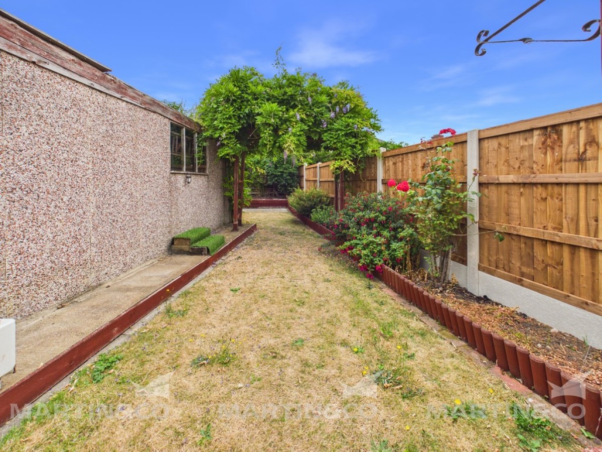 Alfred Road, Askern