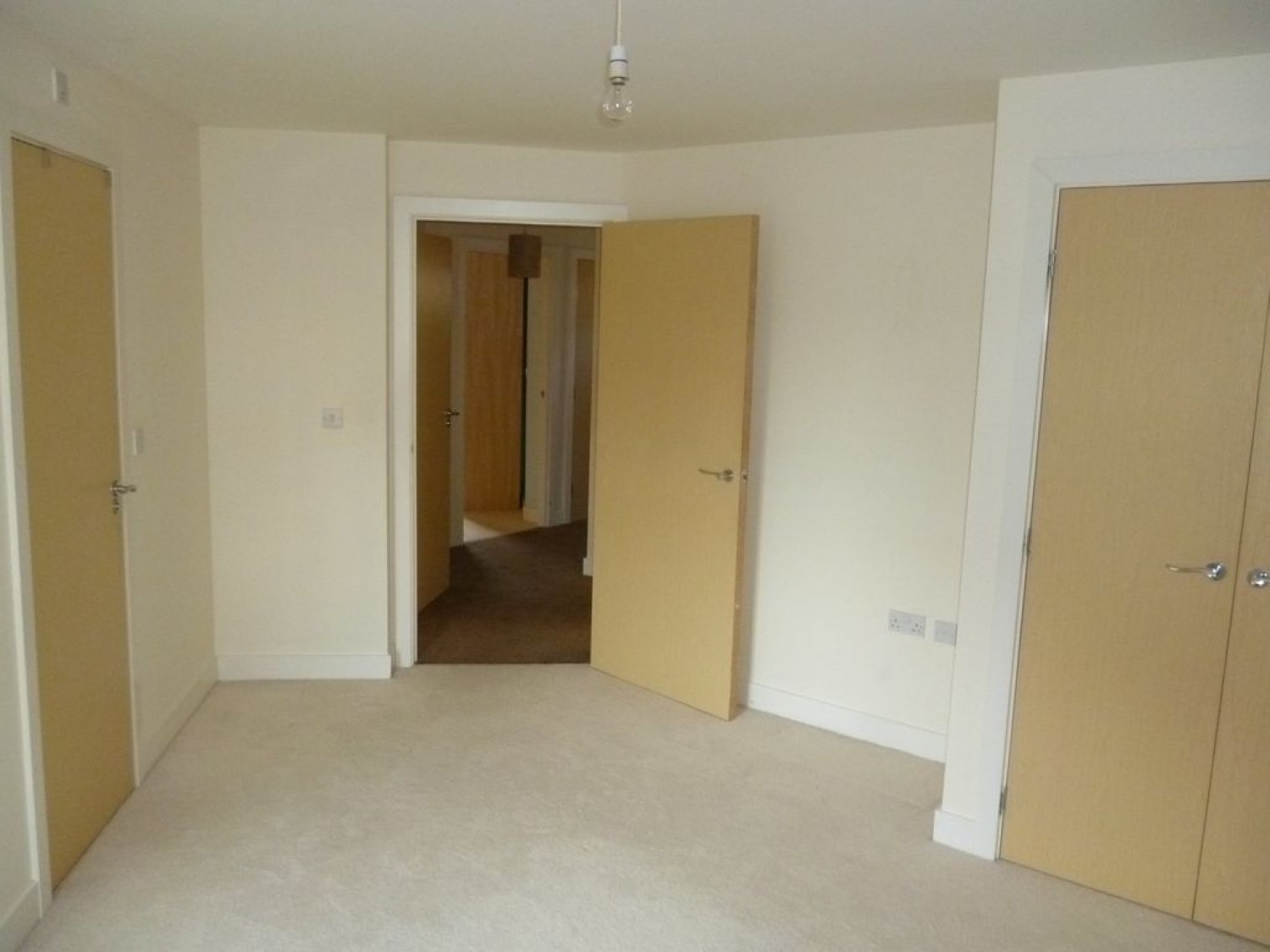 2 bedroom Flat for Letting Romford, Essex