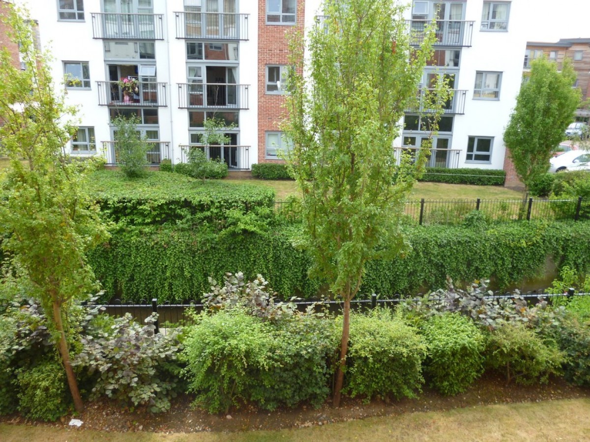 Calder Court, Riverside Close