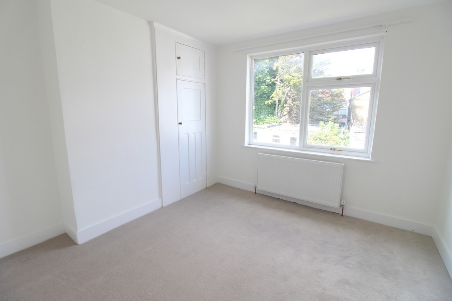 3 bedroom House for Letting Ilford, Essex