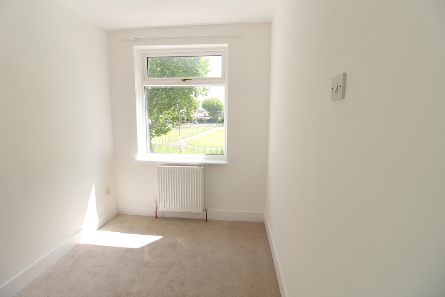 3 bedroom House for Letting Ilford, Essex