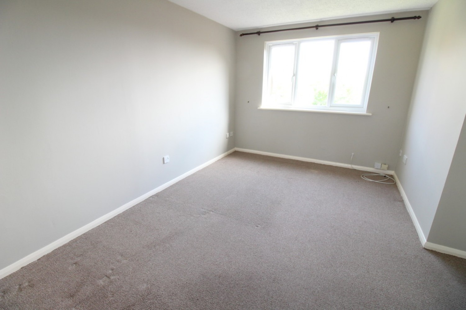 1 bedroom Flat for Sale Vignoles Road, Romford