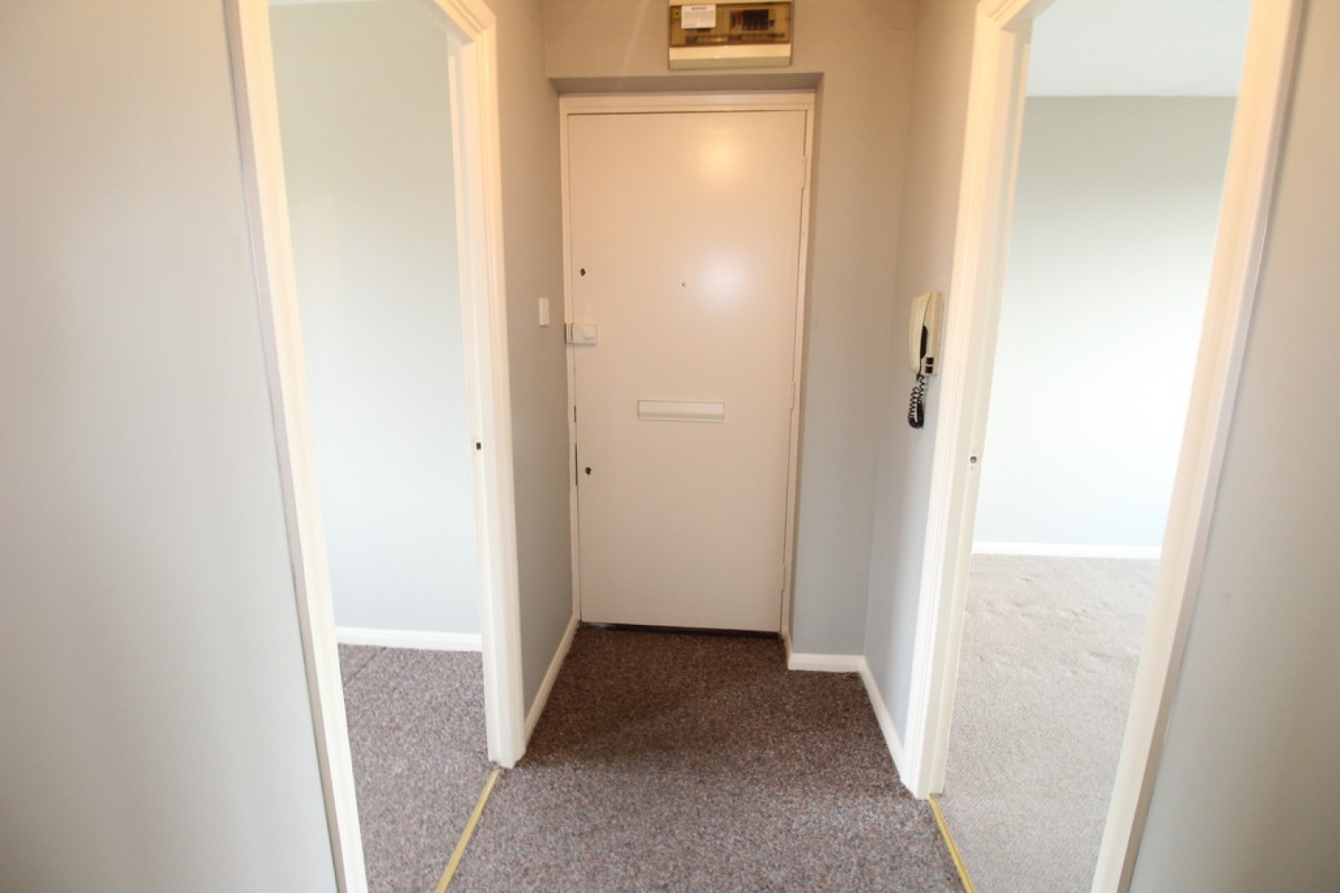 1 bedroom Flat for Sale Vignoles Road, Romford