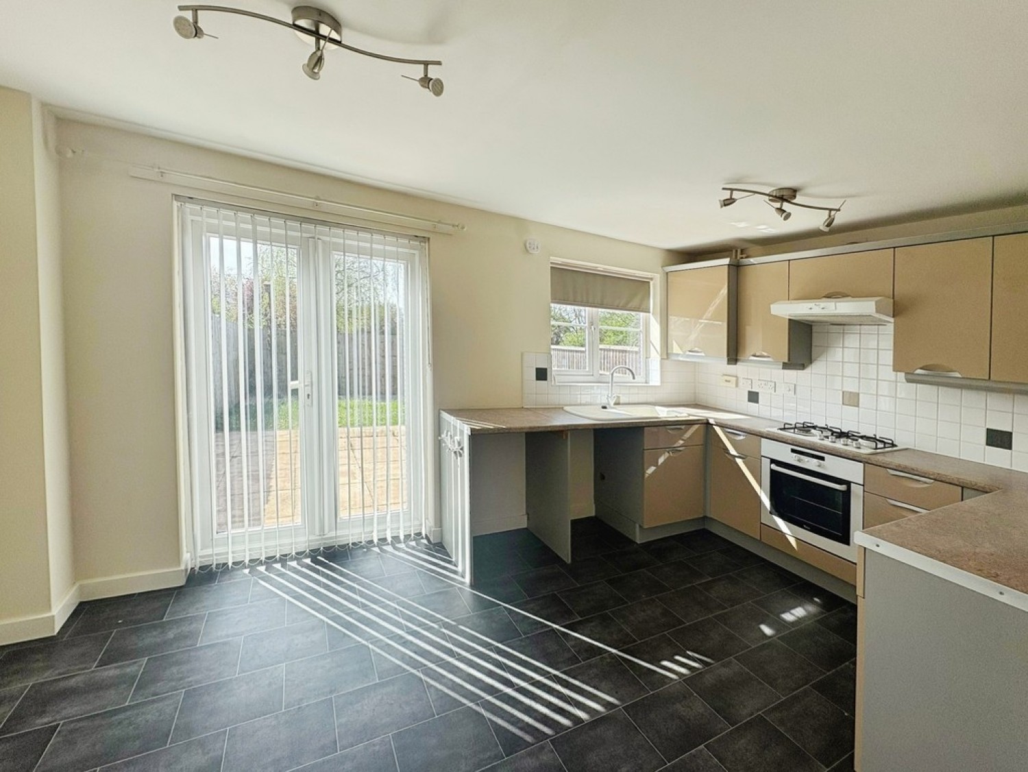 3 bedroom House for Letting Wentworth Close, Gainsborough