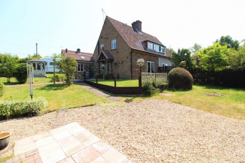 Laughton Warren, Laughton