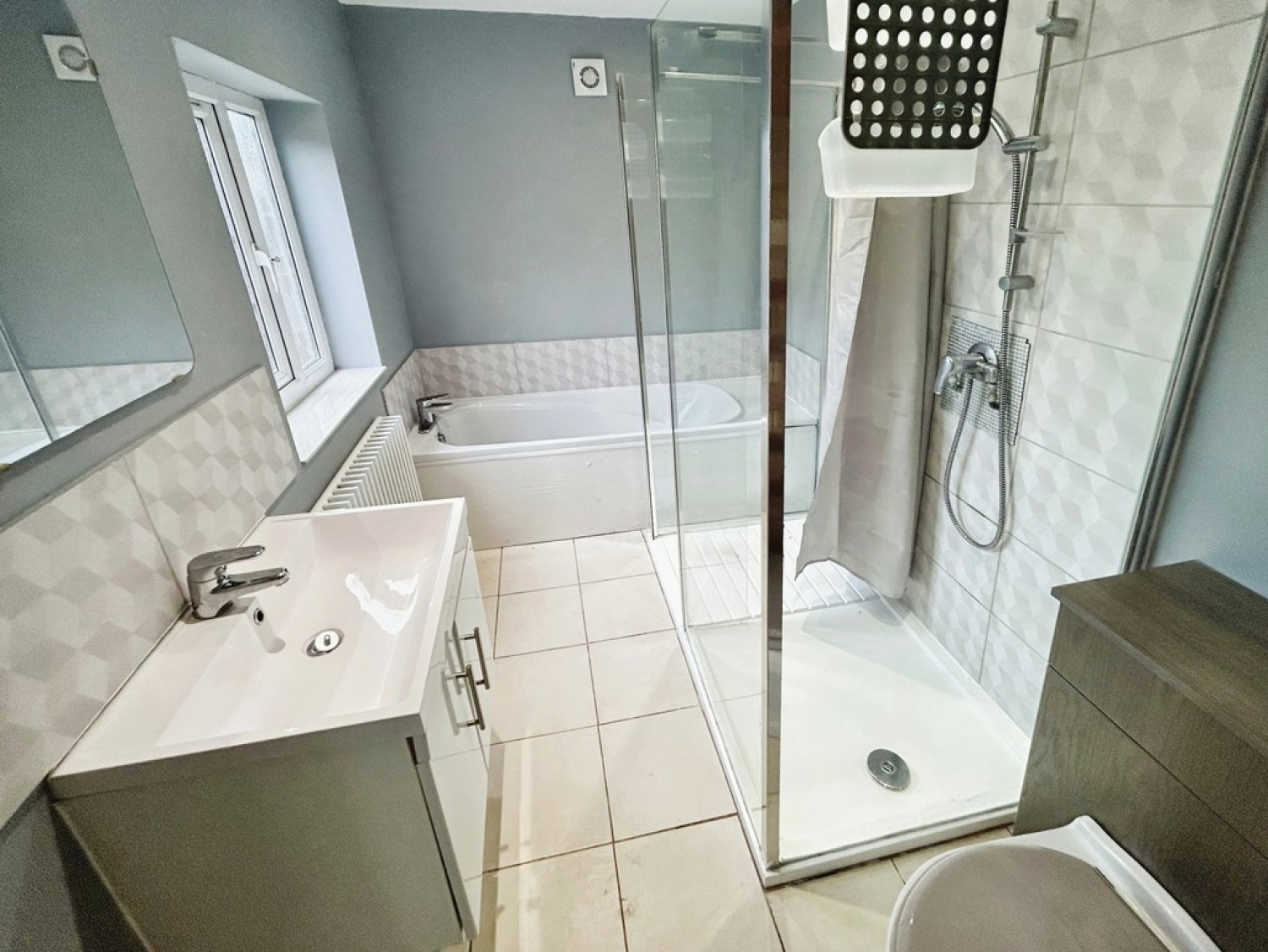 2 bedroom House for Letting 345 Ropery Road