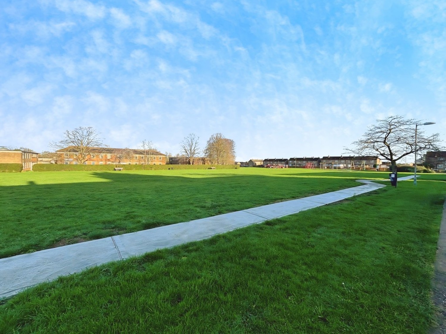 3 bedroom House for Auction Hemswell Cliff, Gainsborough, Lincolnshire