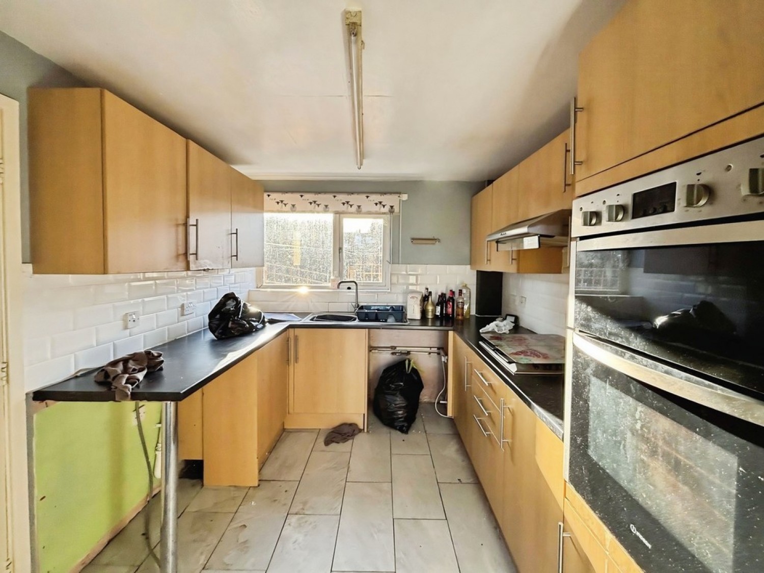 3 bedroom House for Auction Hemswell Cliff, Gainsborough, Lincolnshire