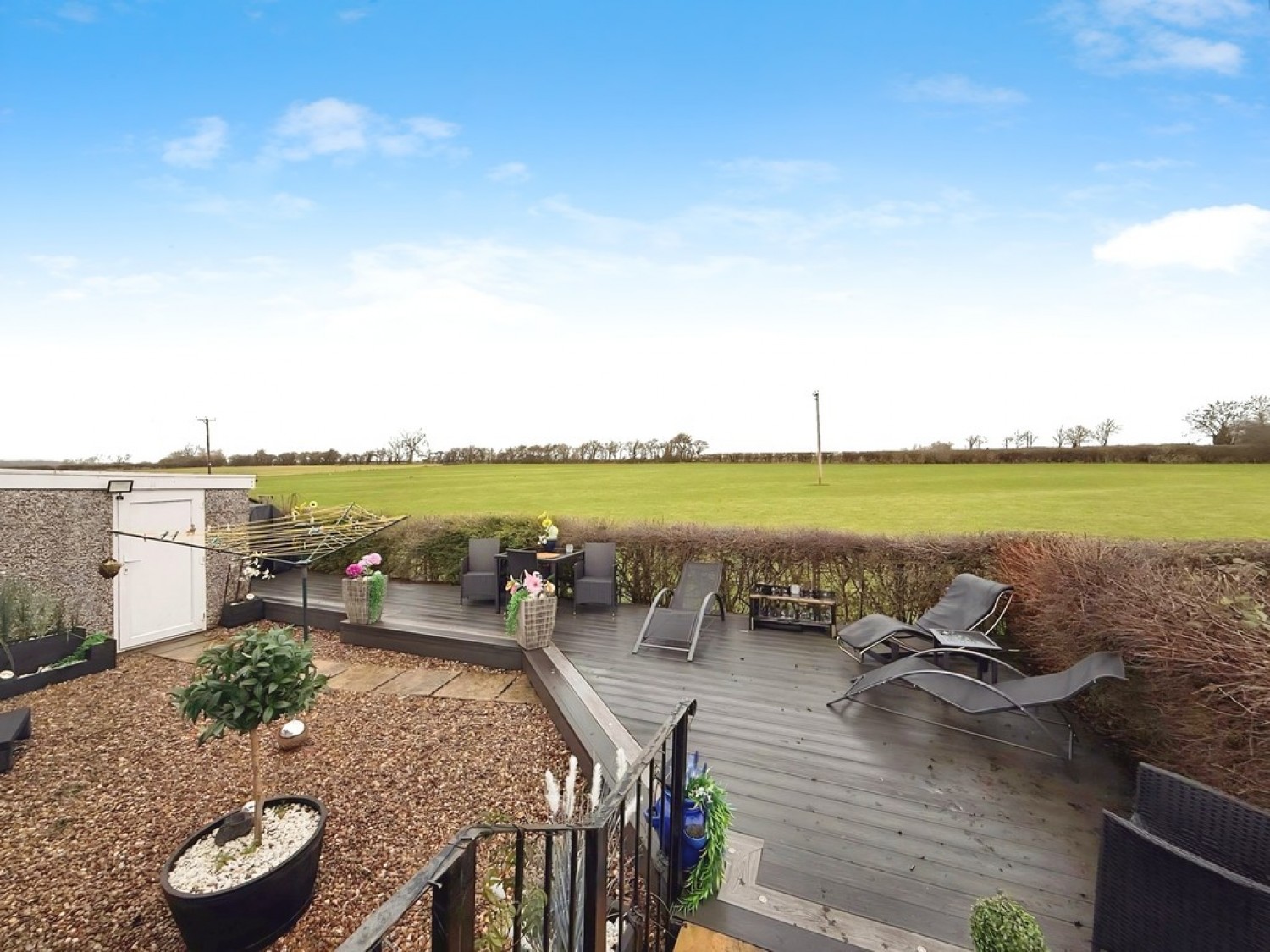 3 bedroom Park home in West End Park, Long Lane