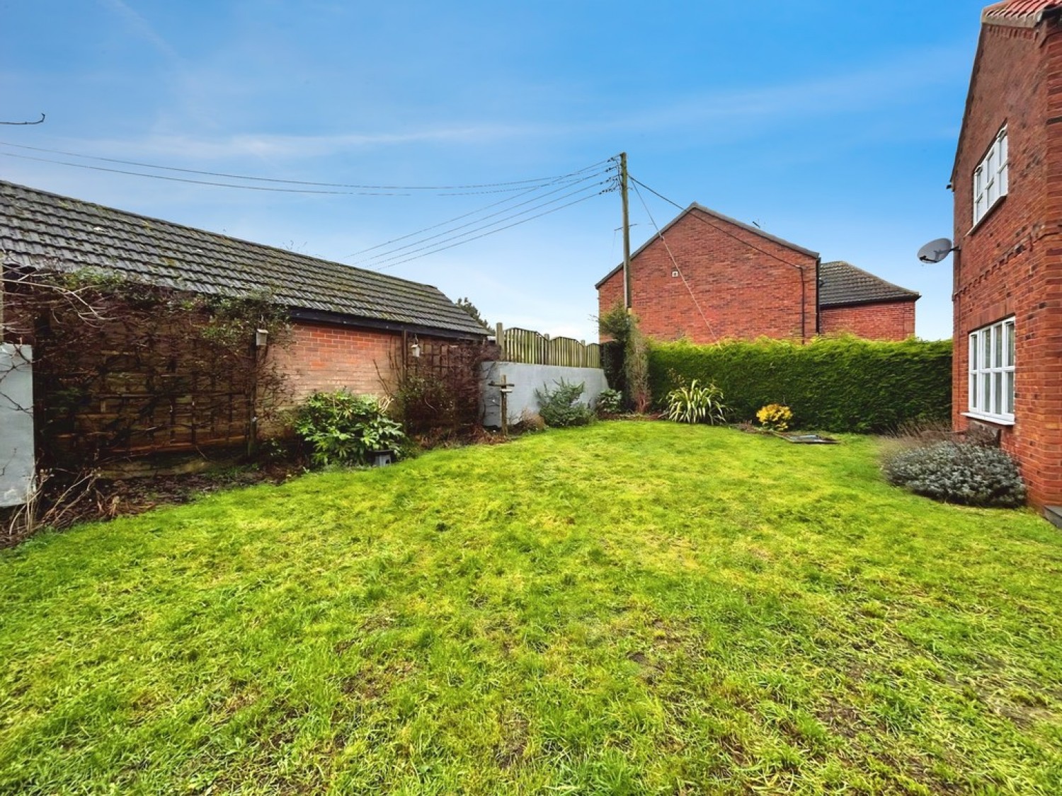 4 bedroom House in Meadow View