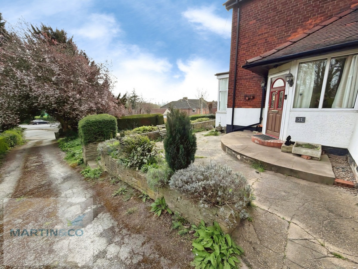 Lime Tree Avenue, Gainsborough, Lincs