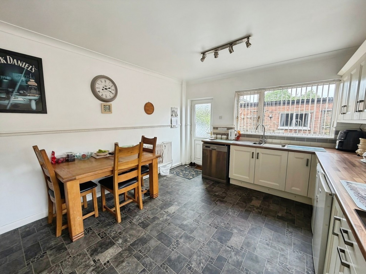 3 bedroom Bungalow for Sale Stow, Lincoln