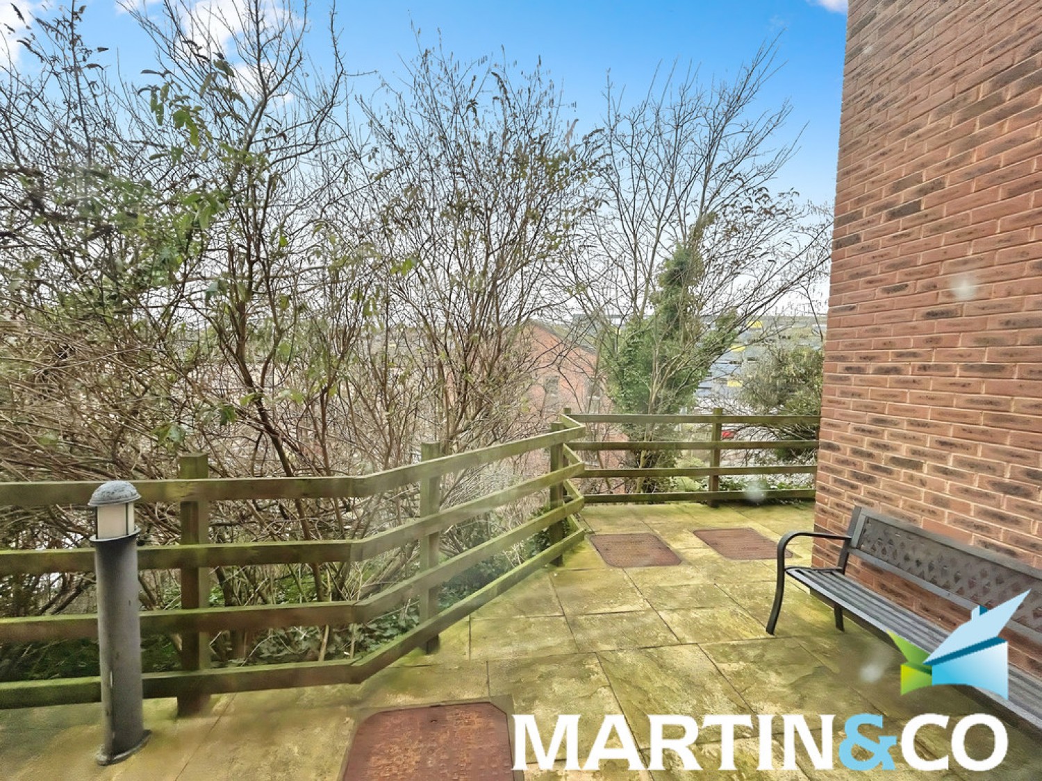 2 bedroom Flat for Letting St Christophers Walk, Bishopgate