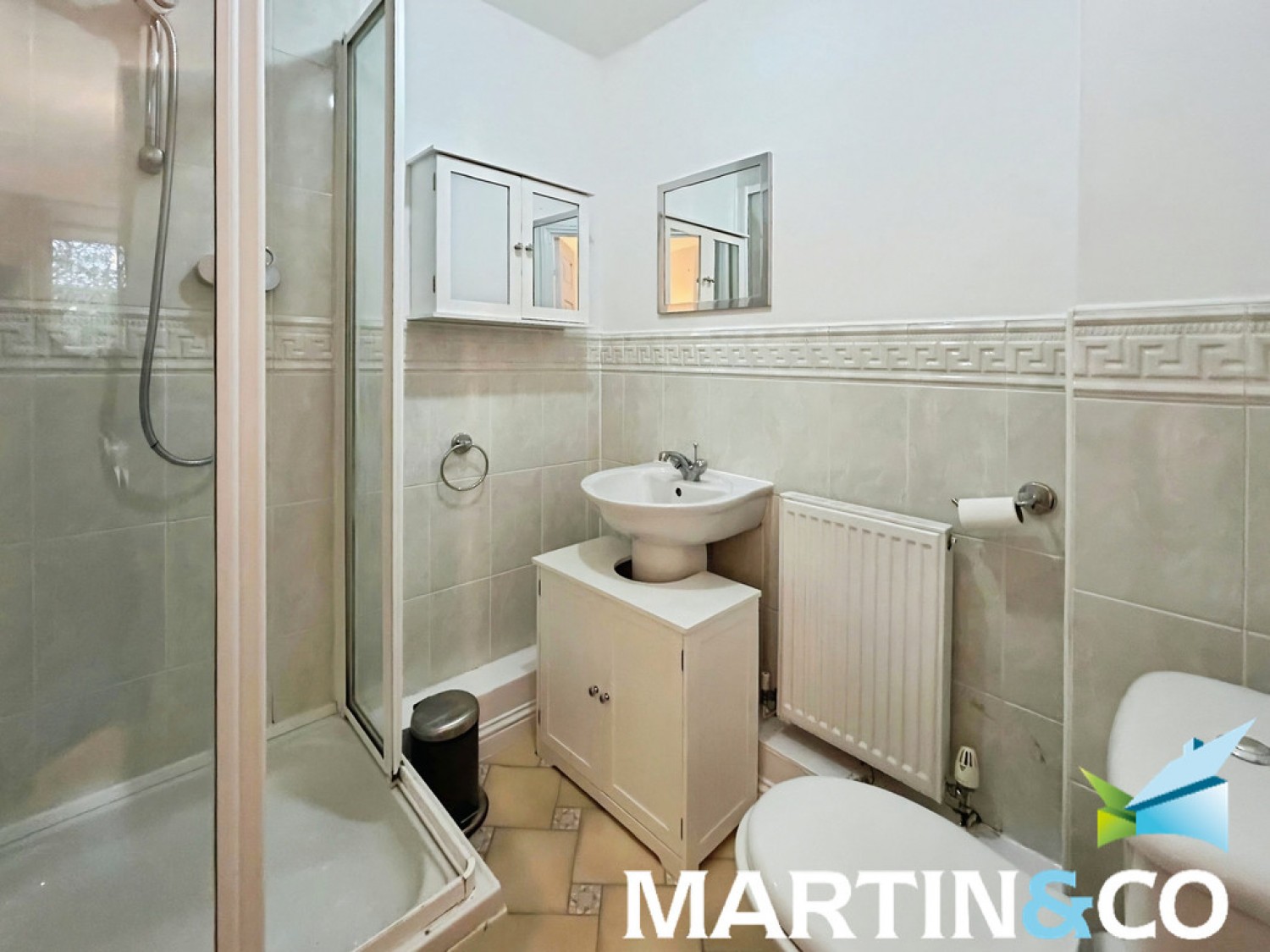 2 bedroom Flat for Letting St Christophers Walk, Bishopgate