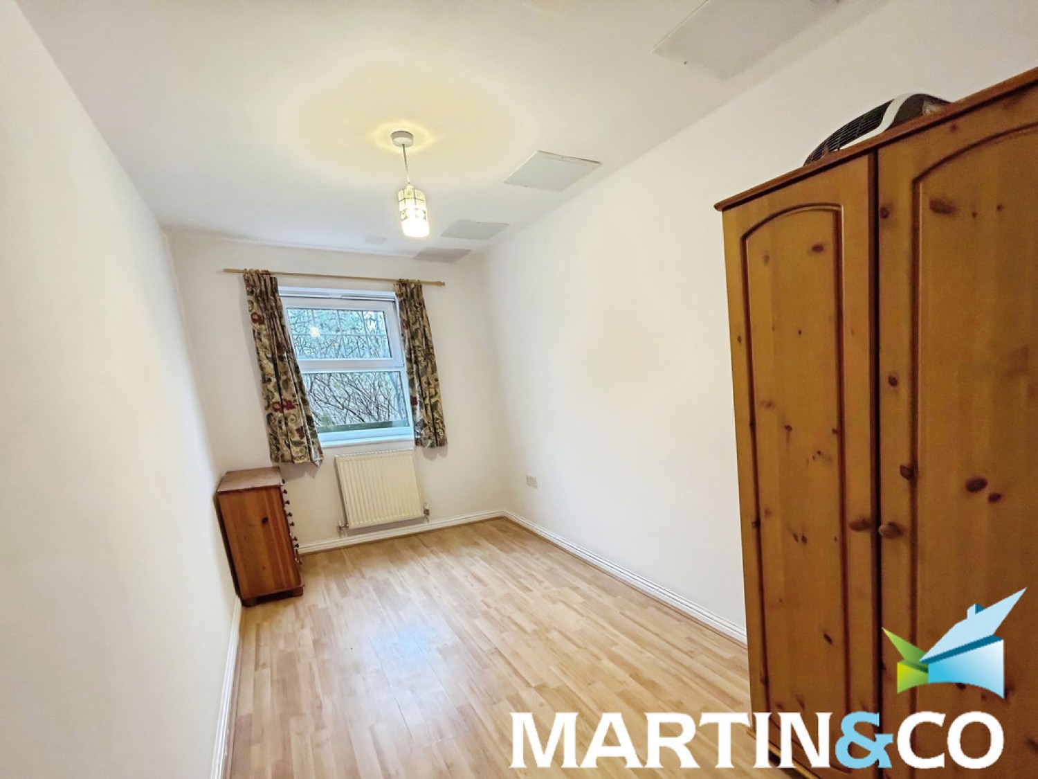2 bedroom Flat for Letting St Christophers Walk, Bishopgate