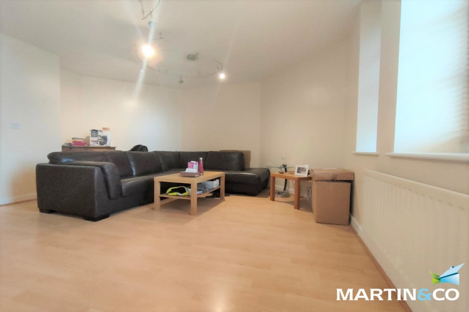 2 bedroom Flat for Letting Parklands Manor, Tuke Grove