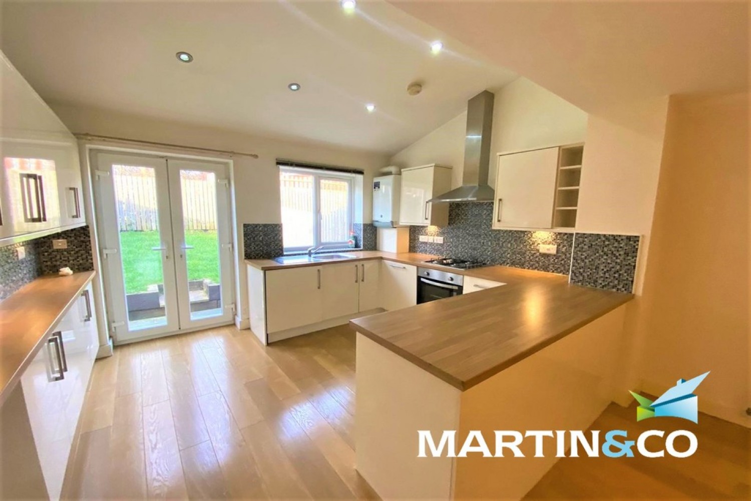 4 bedroom House in Greenwood Court, Agbrigg, Wakefield