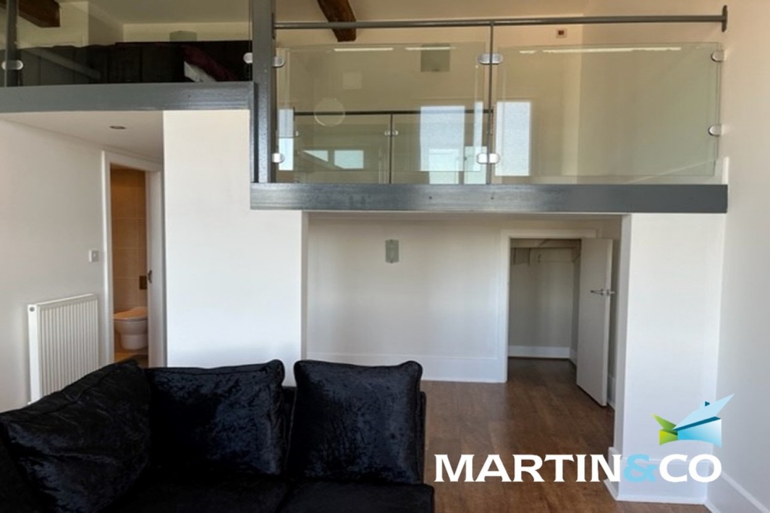 1 bedroom Flat for Letting Back Station Road, Mirfield