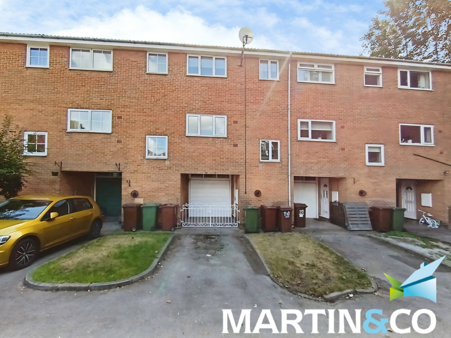 3 bedroom House for Letting Cliff Park Avenue, Wakefield