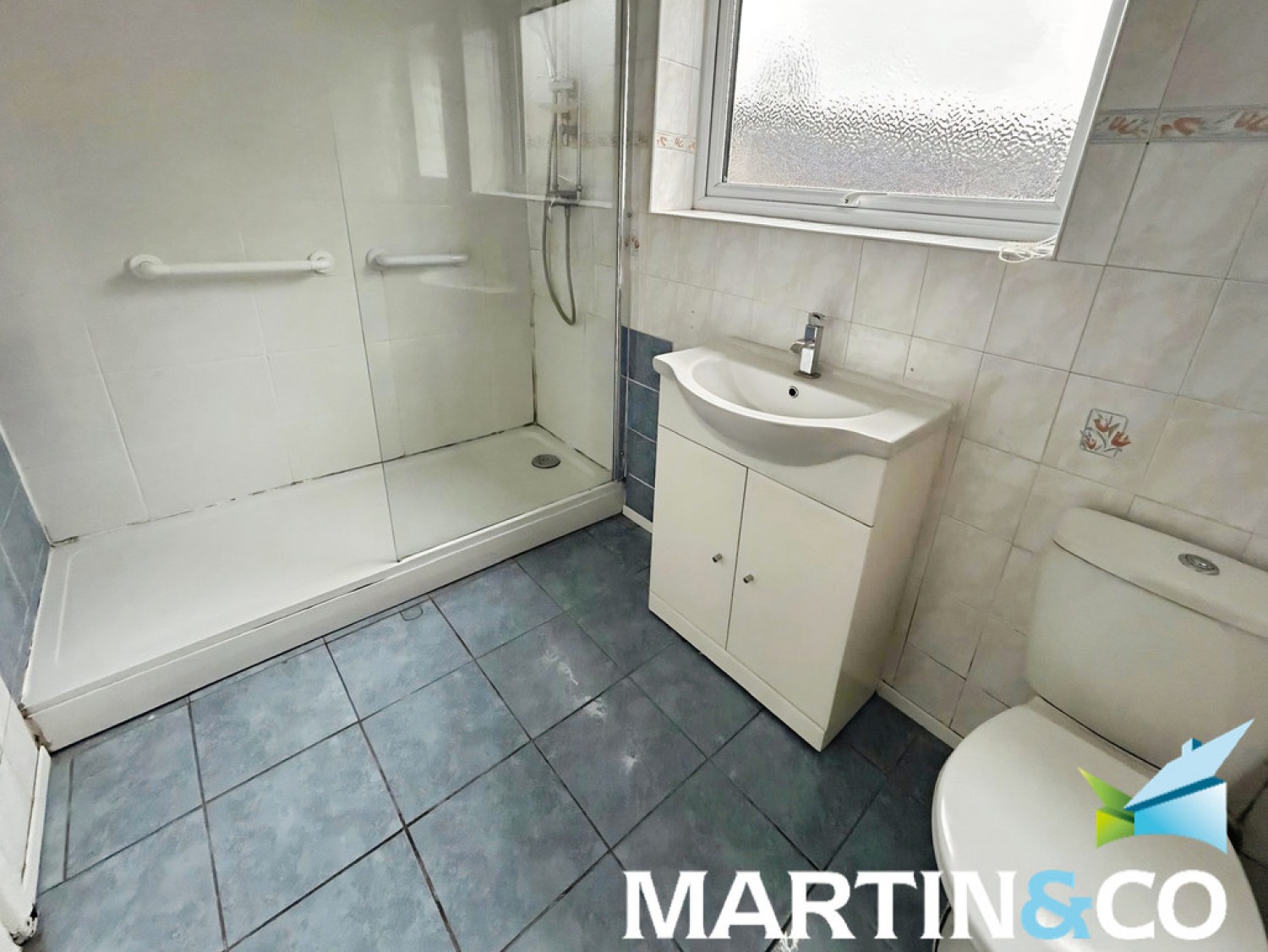 3 bedroom House in Wrenthorpe, Wakefield, West Yorkshire