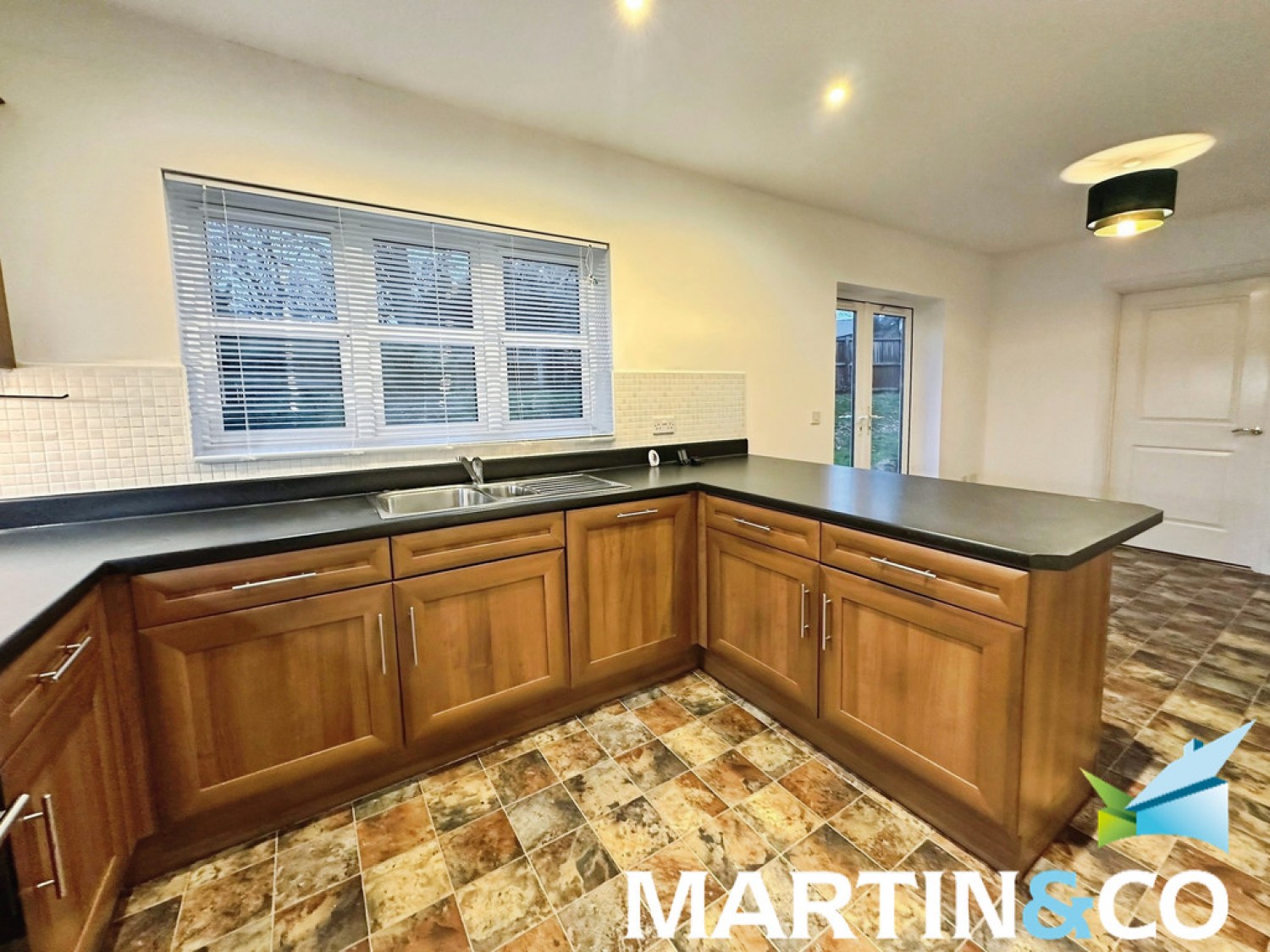 5 bedroom House in Wakefield, West Yorkshire