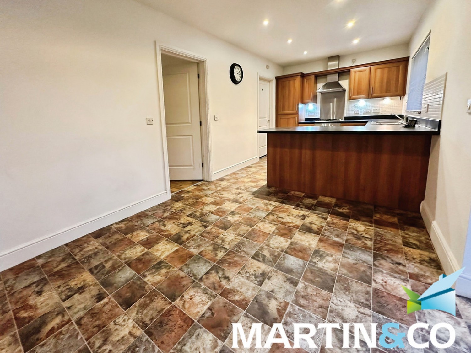 5 bedroom House in Wakefield, West Yorkshire