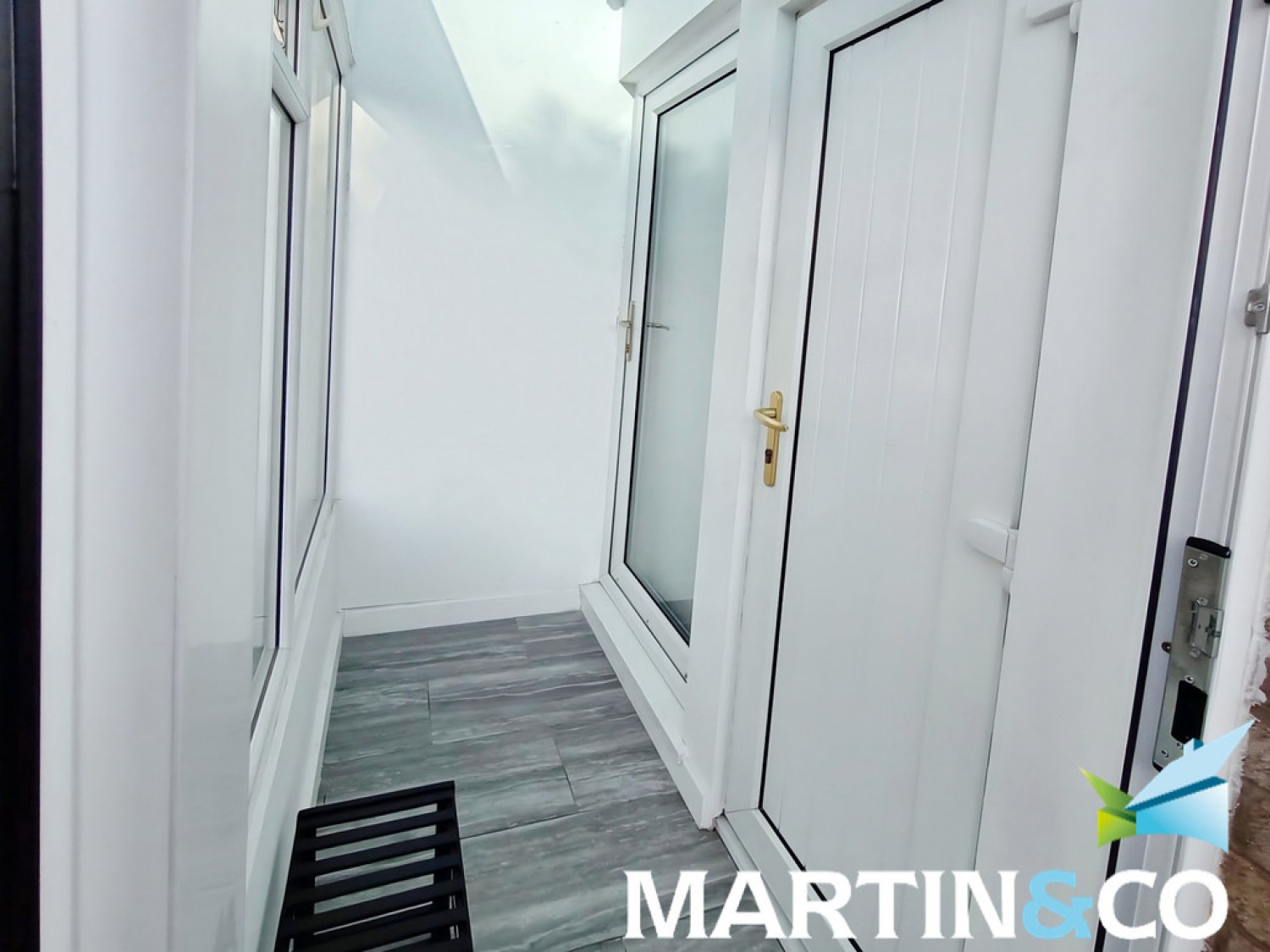 1 bedroom Flat for Sale Stanley, Wakefield, West Yorkshire