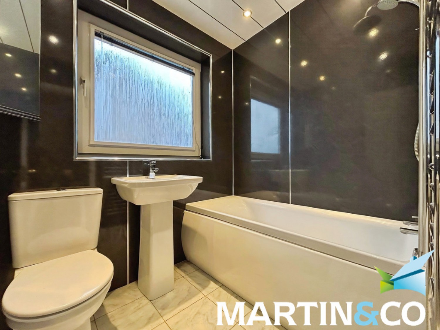 4 bedroom Bungalow in Ossett, Wakefield, West Yorkshire