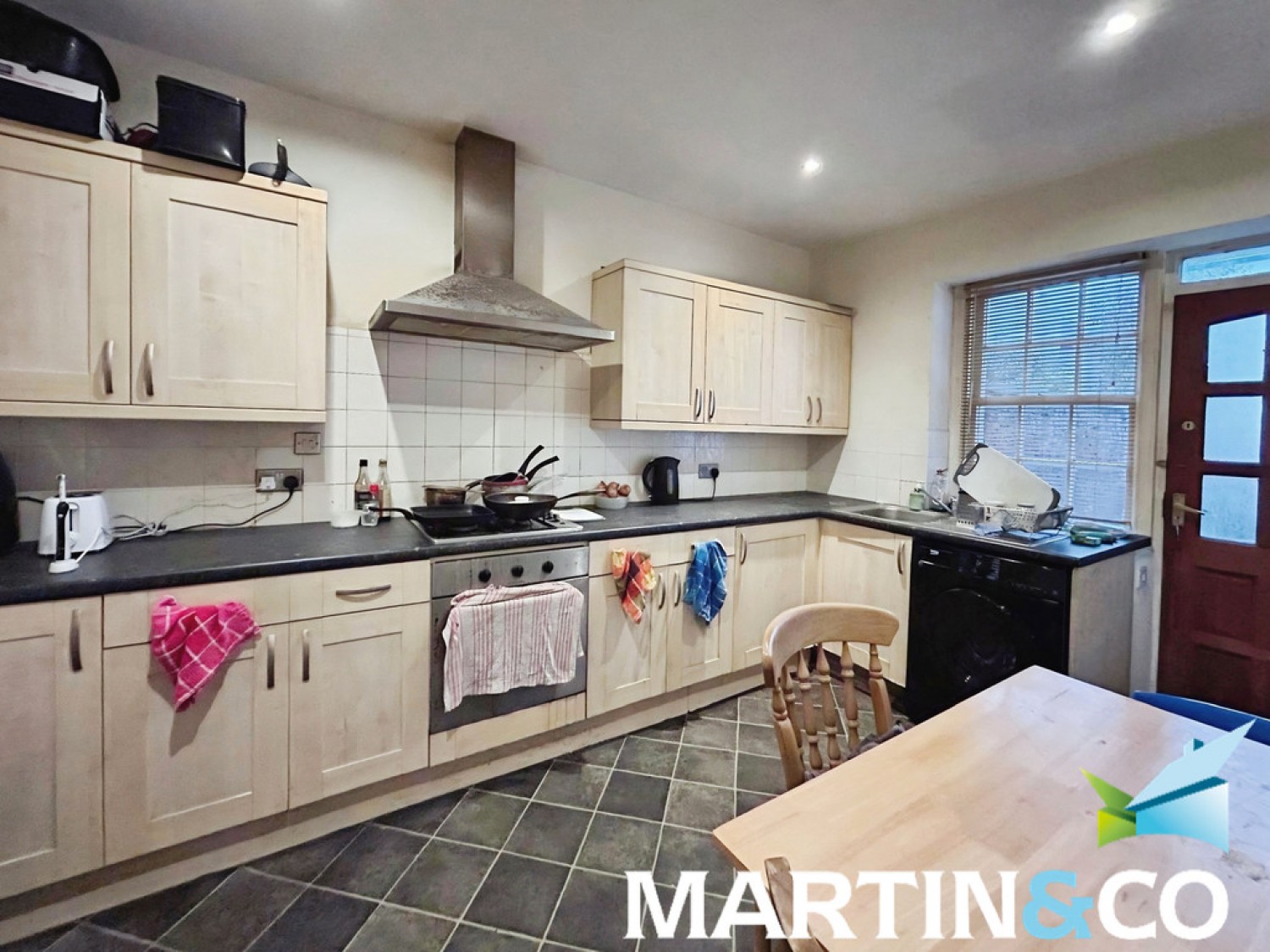 2 bedroom Flat in St Johns Square, Wakefield, West Yorkshire, United Kingdom