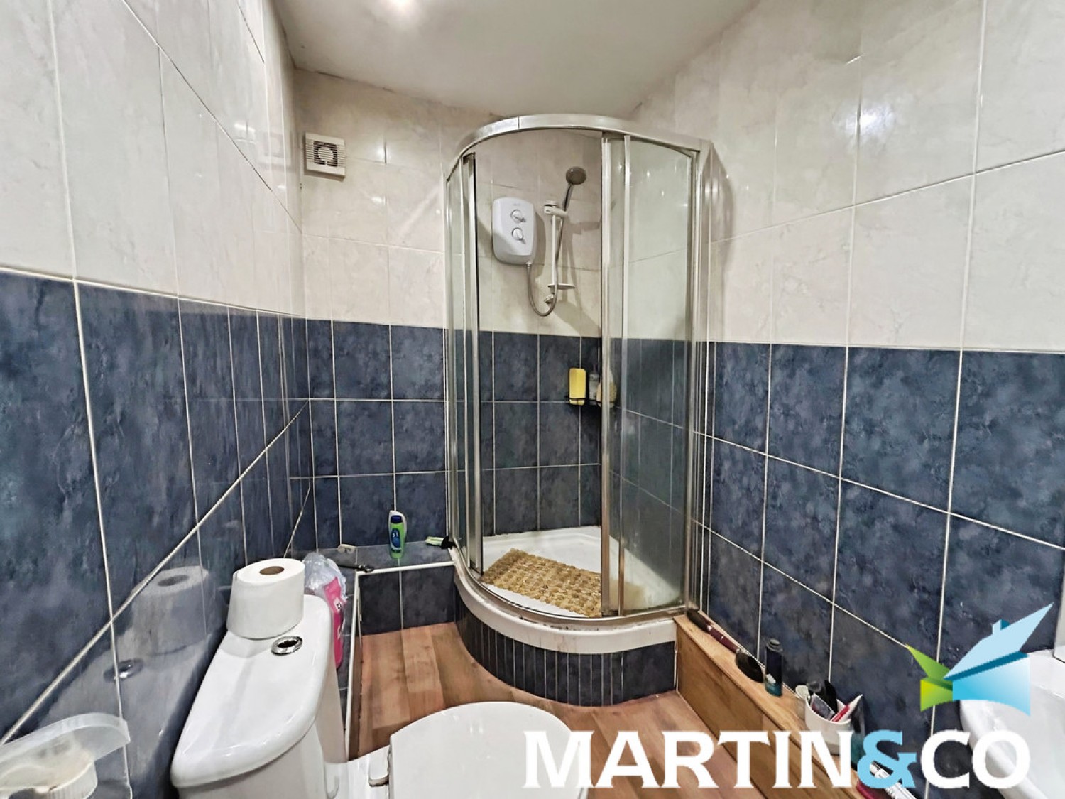 2 bedroom Flat in St Johns Square, Wakefield, West Yorkshire, United Kingdom