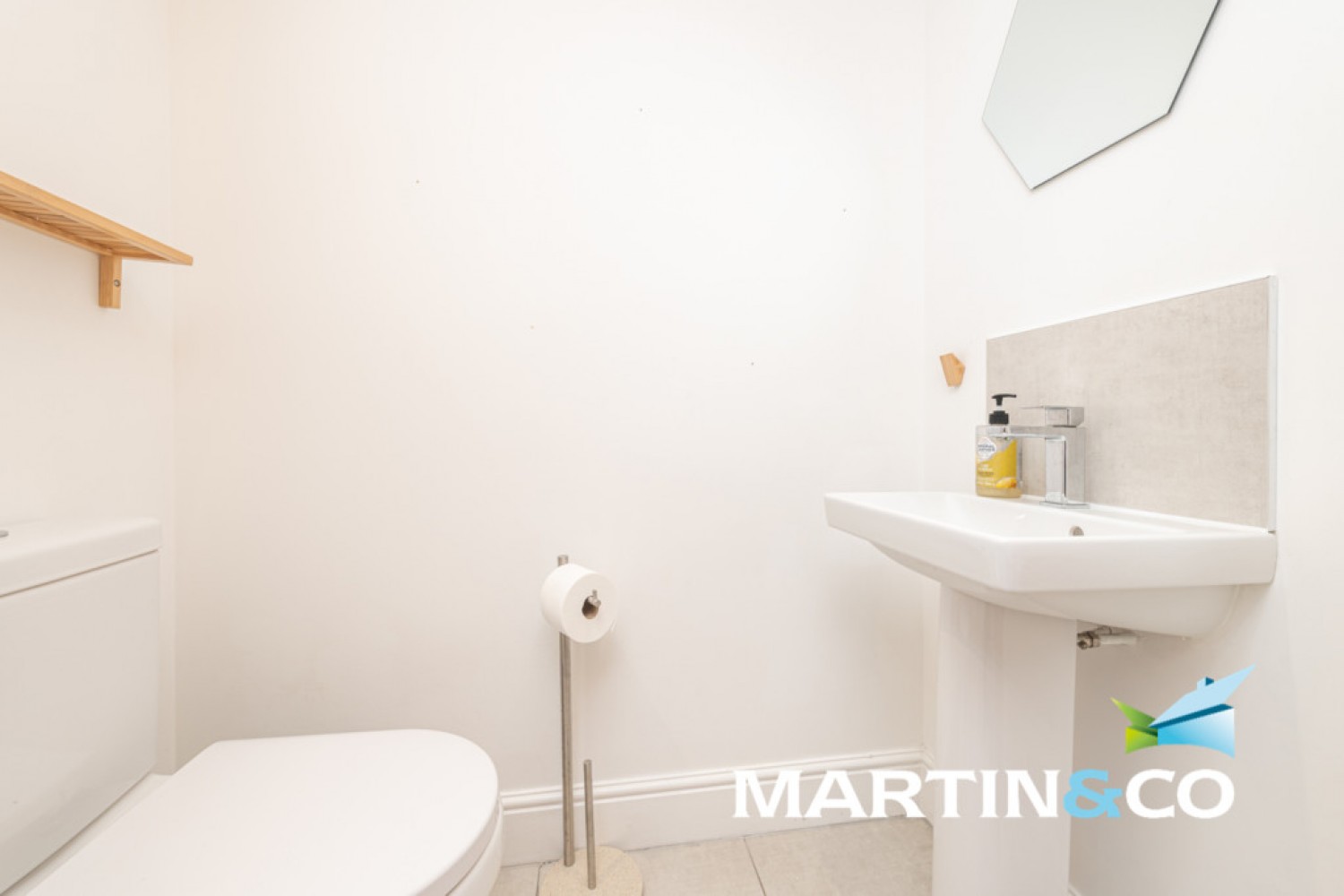 4 bedroom House for Sale Walton, Wakefield, West Yorkshire