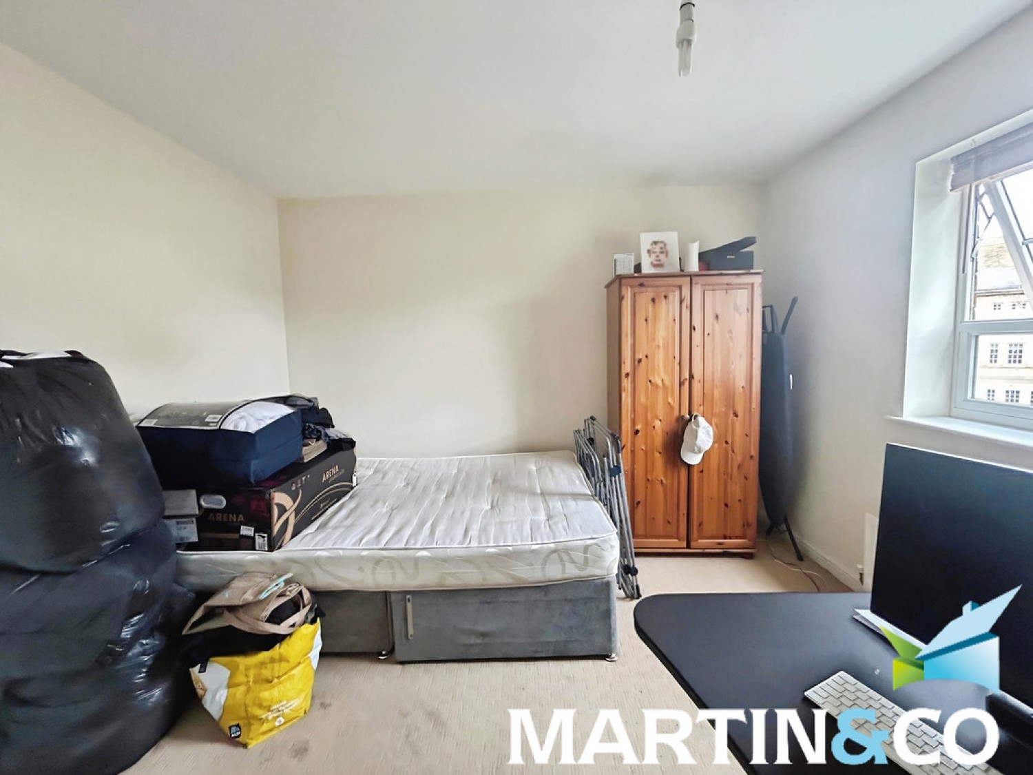 2 bedroom Flat for Sale Bevan Grove, Wakefield, West Yorkshire