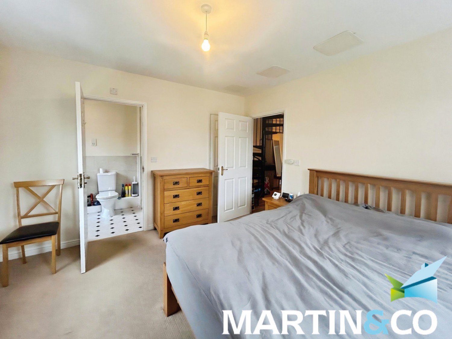 2 bedroom Flat for Sale Bevan Grove, Wakefield, West Yorkshire