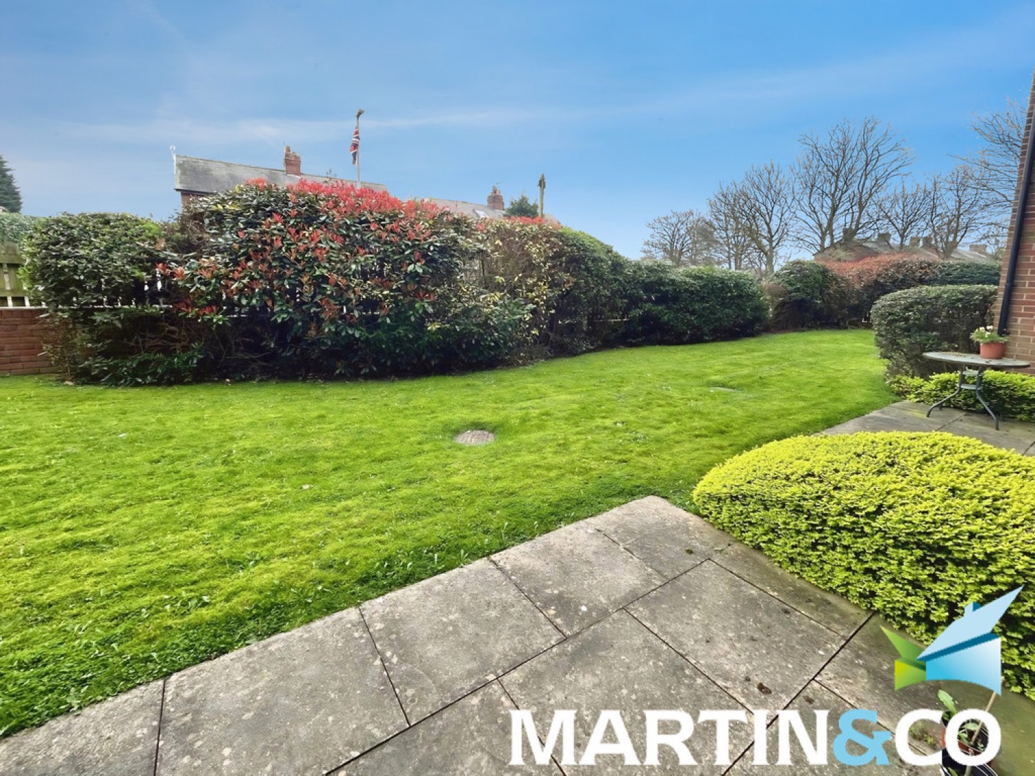 2 bedroom Flat for Sale Dalefield Road, Normanton, West Yorkshire