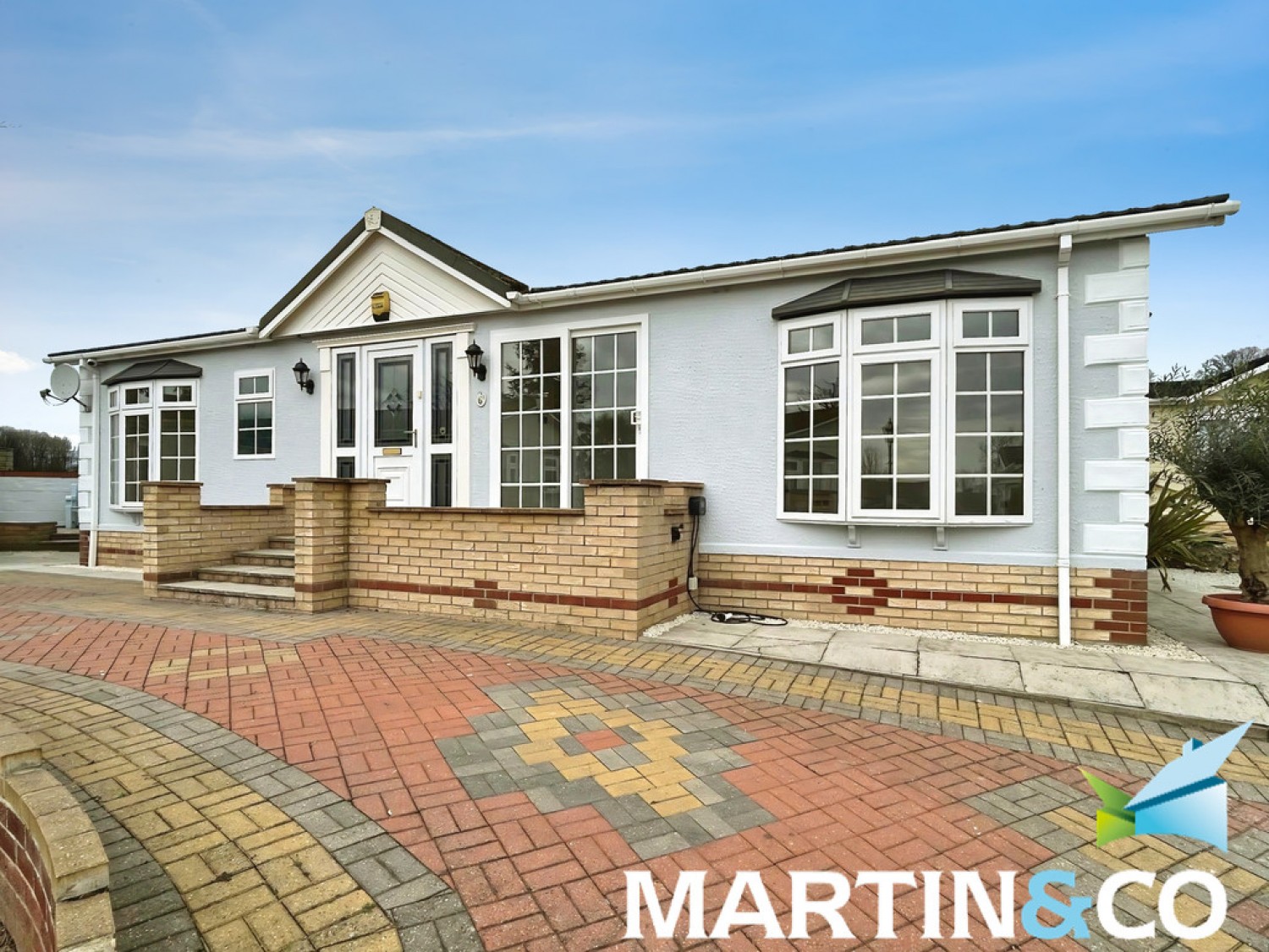 2 bedroom Park home for Sale Oakland Hill Park Home Estate, Ferrybridge, Knottingley