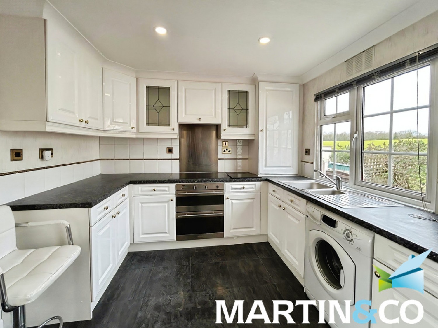 2 bedroom Park home for Sale Oakland Hill Park Home Estate, Ferrybridge, Knottingley