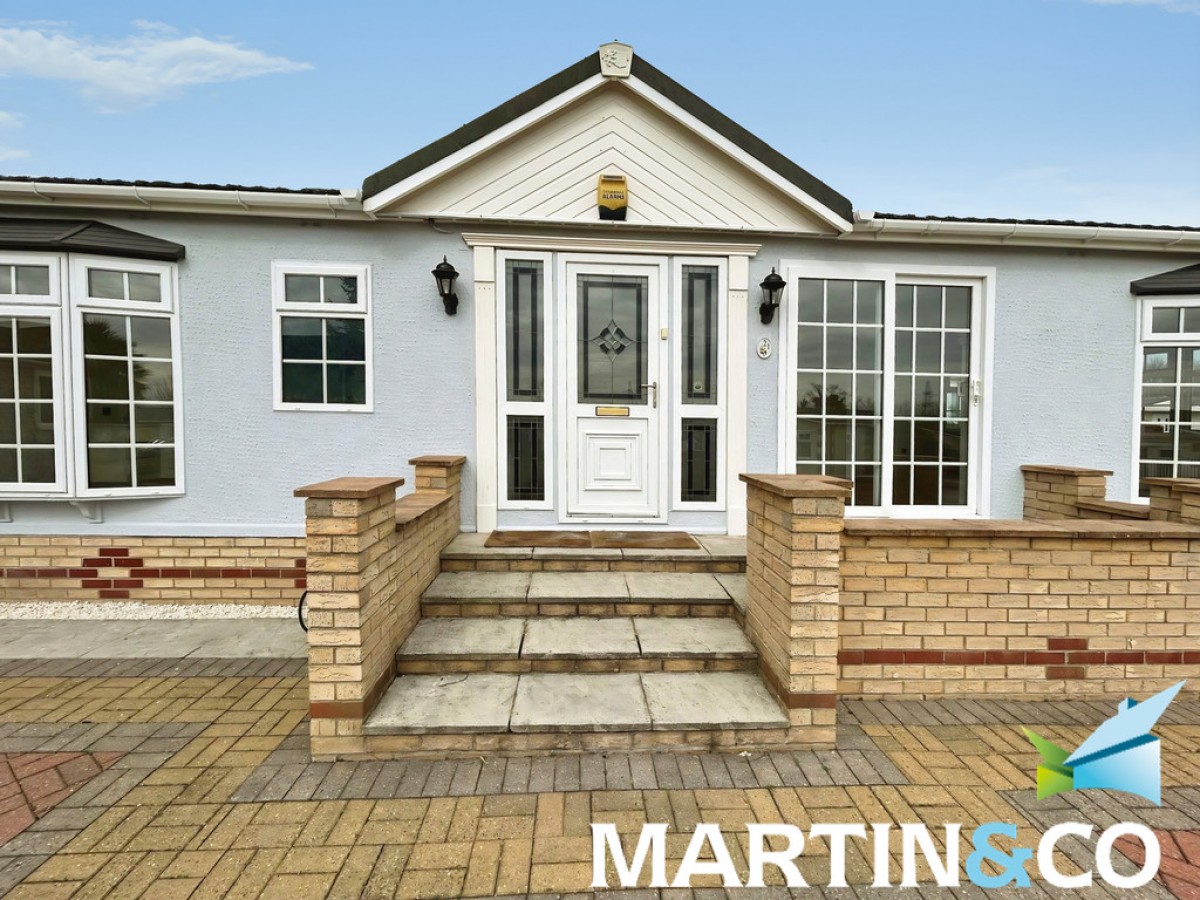 Oakland Hill Park Home Estate, Ferrybridge, Knottingley