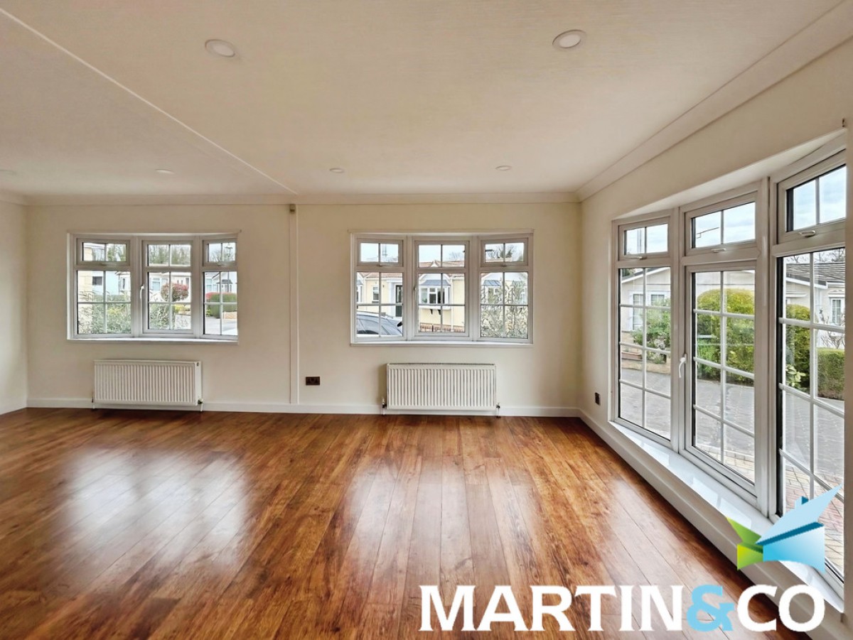 Oakland Hill Park Home Estate, Ferrybridge, Knottingley