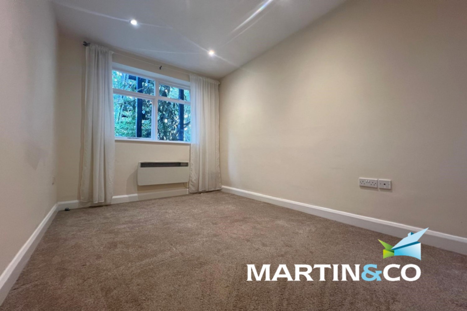 2 bedroom Flat for Sale Wentworth Terrace, 3 Wentworth Terrace, Wakefield