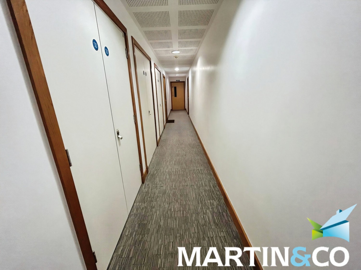 1 bedroom Flat for Sale Burgage Square, Wakefield, West Yorkshire