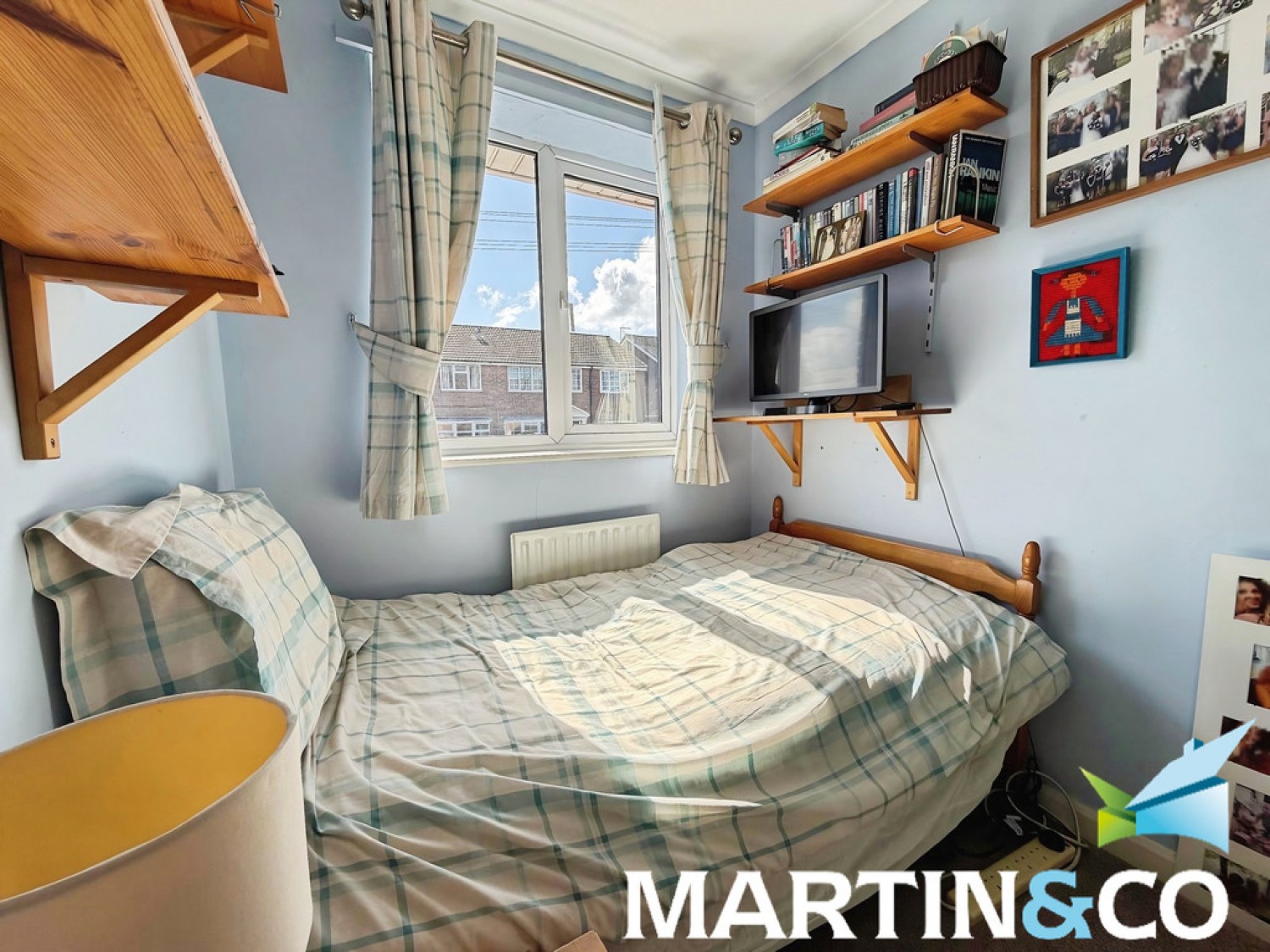 3 bedroom House for Sale Netherton, Wakefield, West Yorkshire