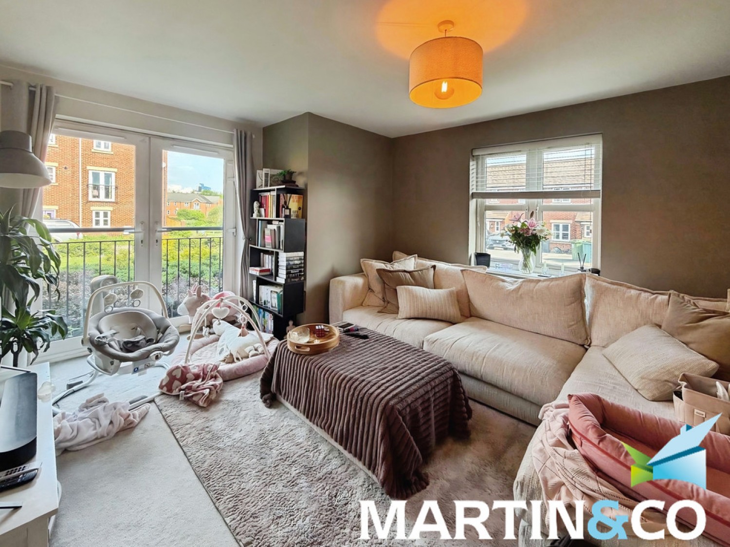 2 bedroom Flat for Sale East Ardsley, Wakefield, West Yorkshire