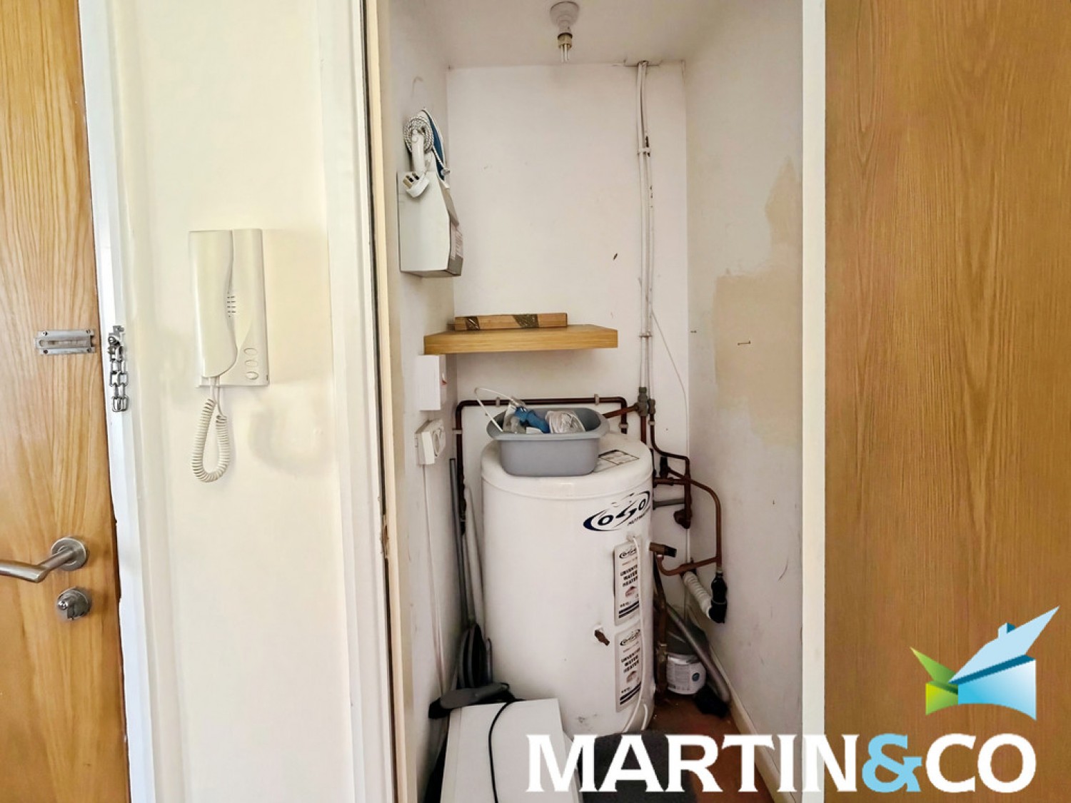 1 bedroom Flat for Sale Wakefield, West Yorkshire
