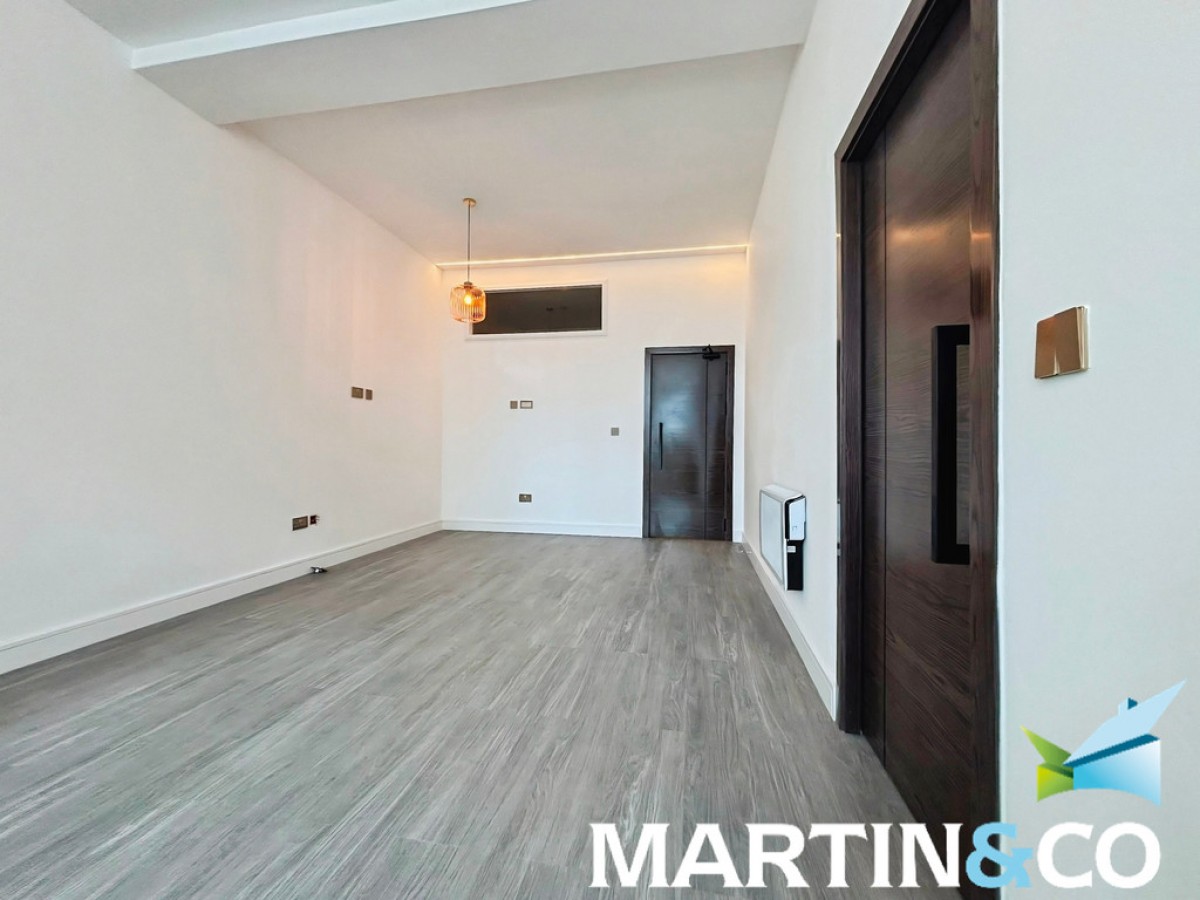 Apartment 9