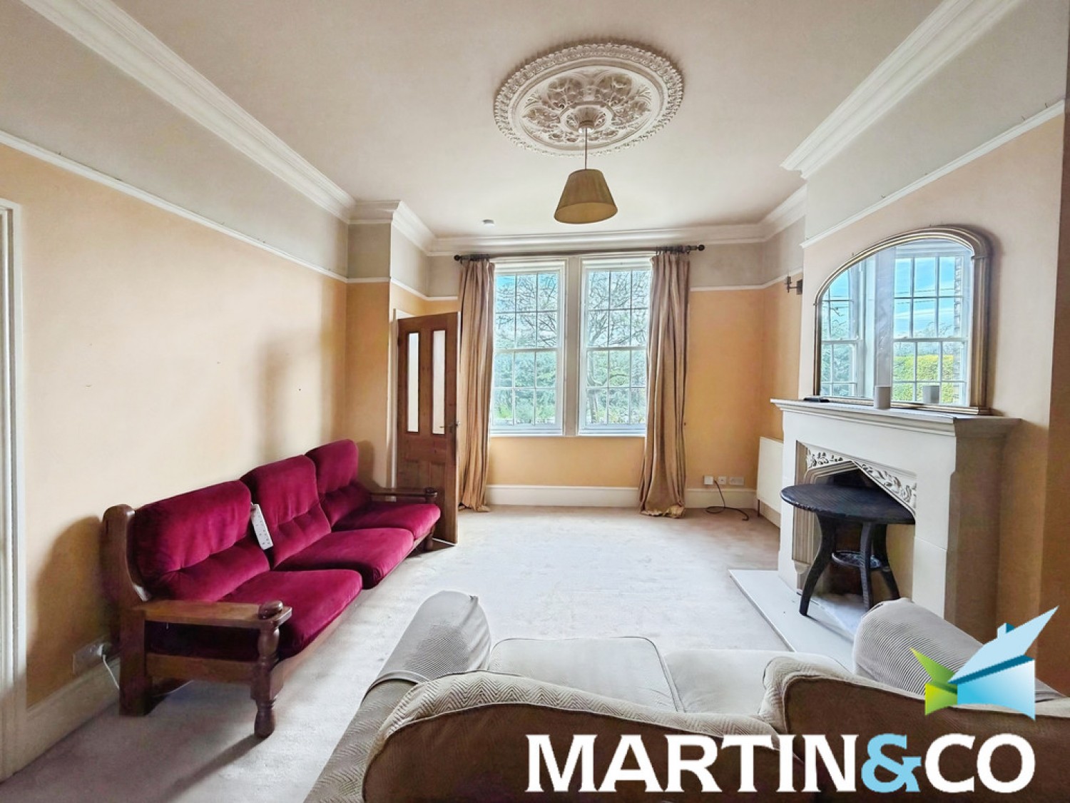 3 bedroom House for Sale Kirkhamgate, Wakefield, West Yorkshire