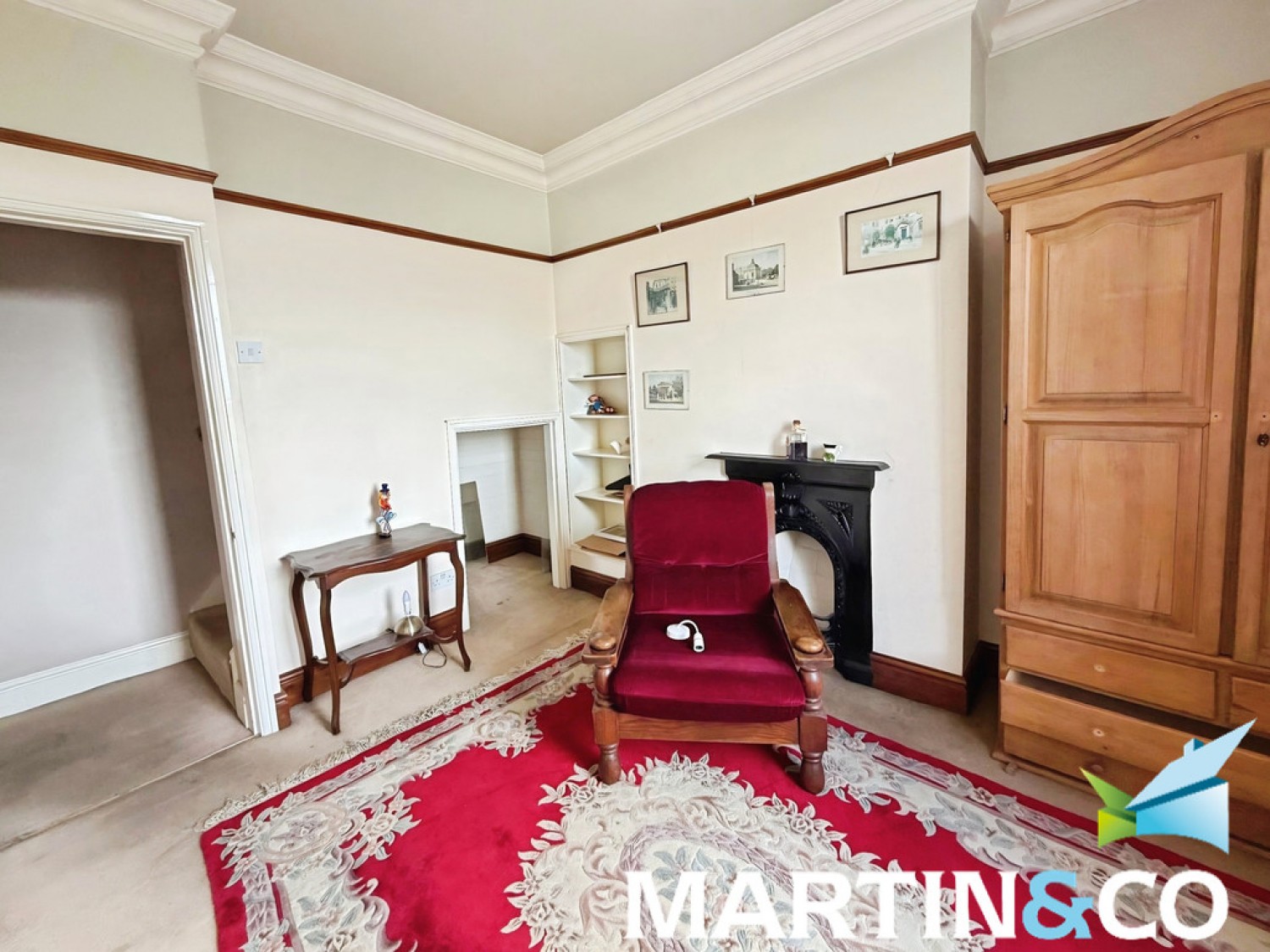 3 bedroom House for Sale Kirkhamgate, Wakefield, West Yorkshire