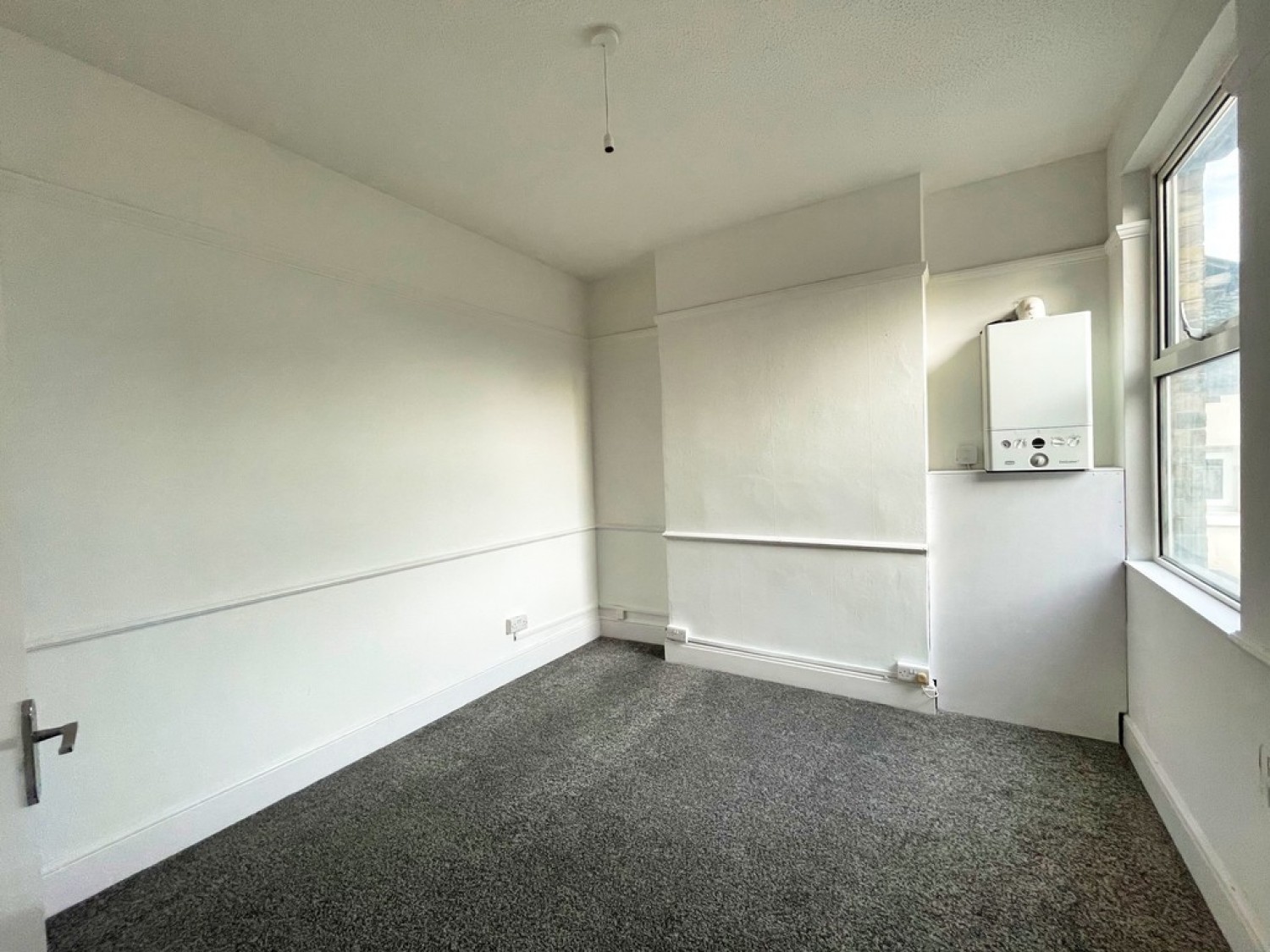 2 bedroom Flat for Letting Maldon Road, Southend