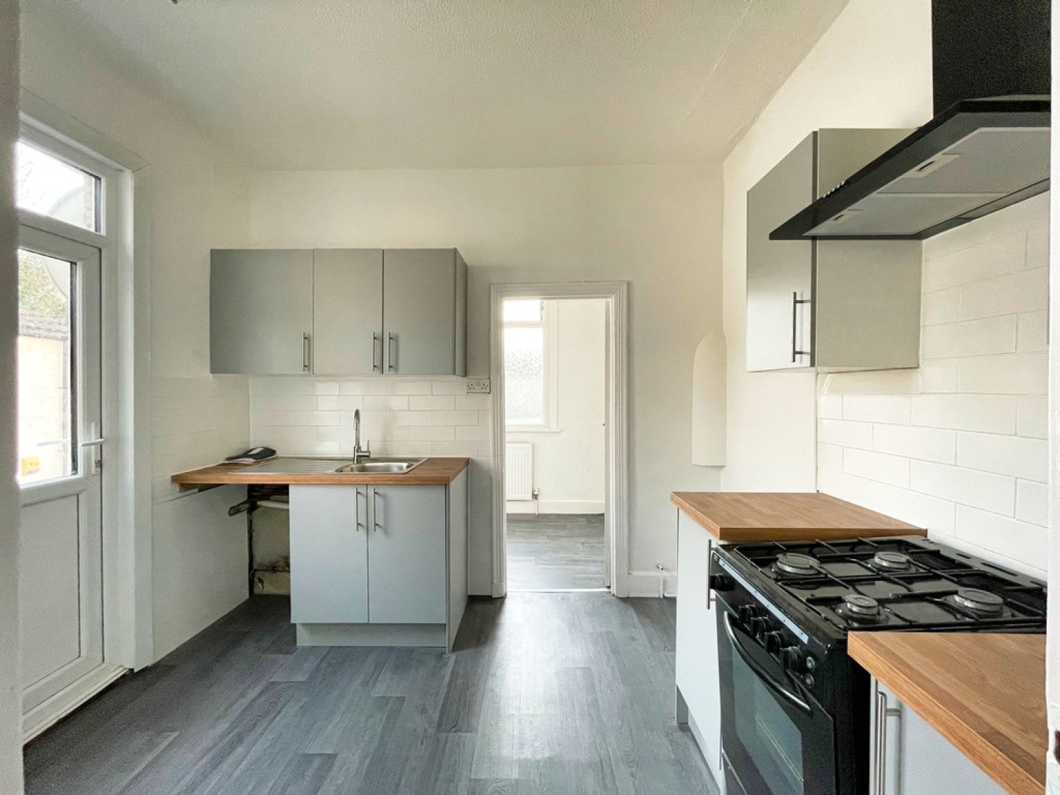 2 bedroom Flat for Letting Maldon Road, Southend