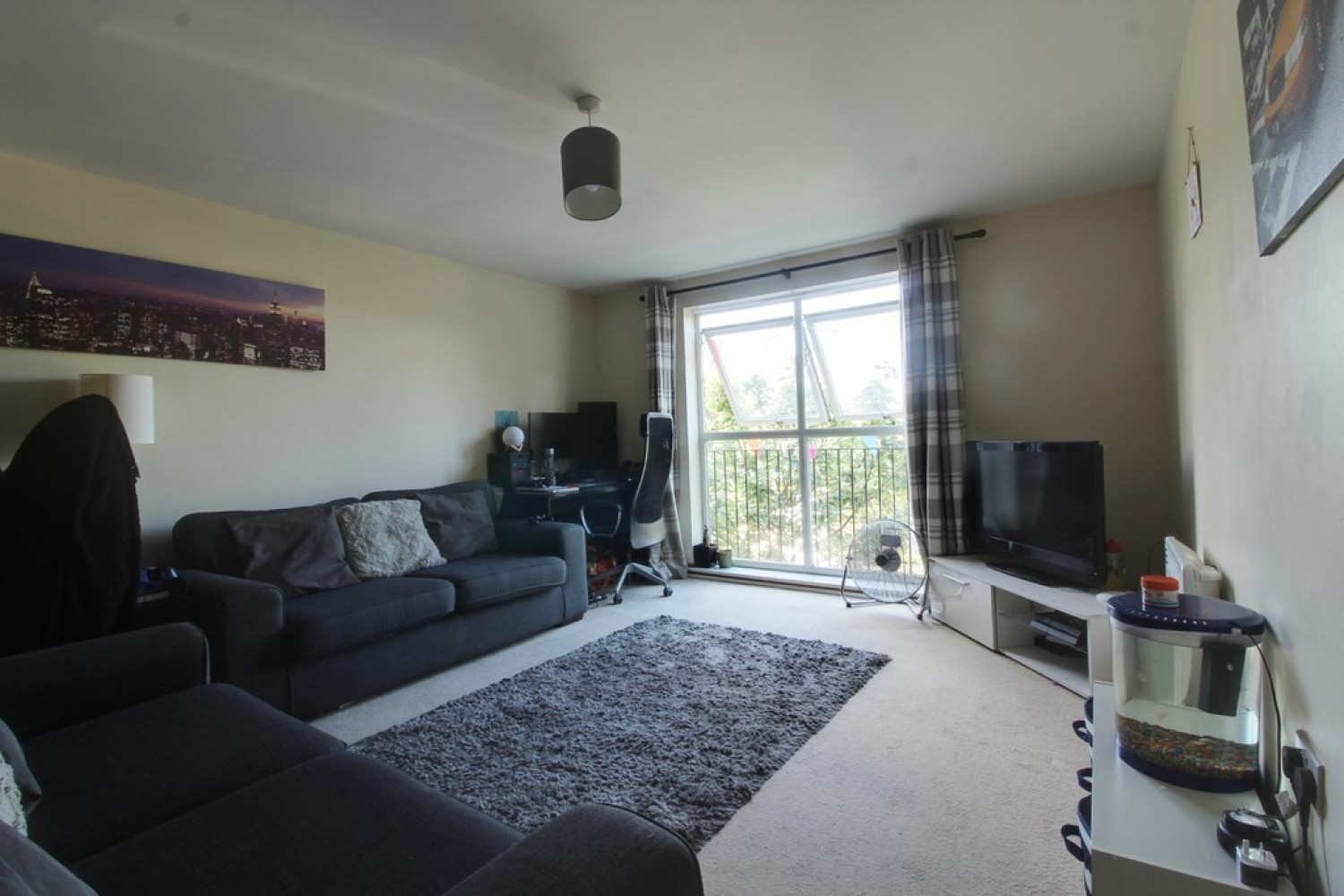 2 bedroom Flat for Letting Galleries Court Kenway, Southend-On-Sea